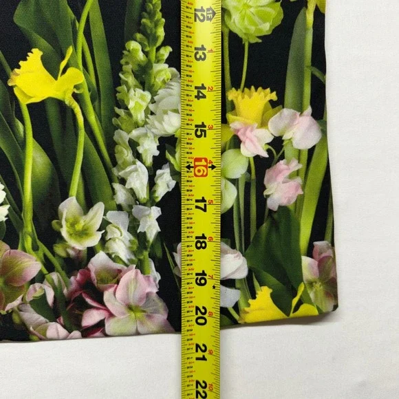 Victoria Beckham Target Floral Crop Blouse Black Garden Print Top S Statement - Picture 9 of 9